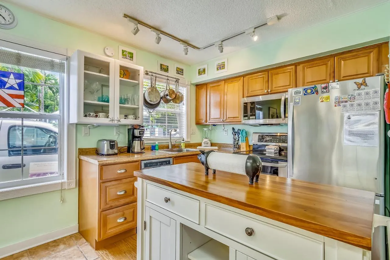 Paradise Suite Key West Holiday home