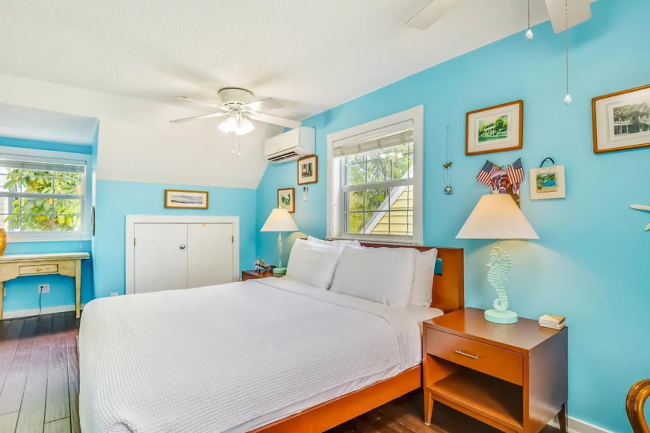 Paradise Suite Key West Holiday home